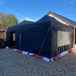 Easy Up Tent 3 x 9 of 6x4,5 ( Zwart )